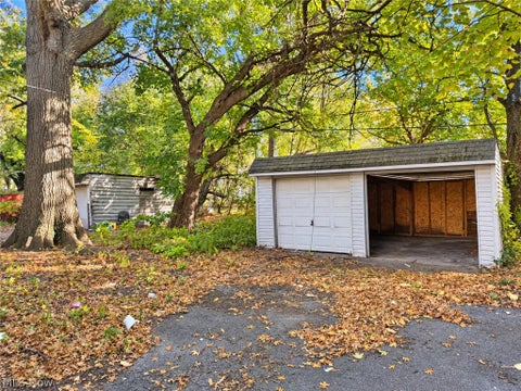 Tiny photo for 10728 Gooding Avenue, Cleveland, OH 44108 (MLS # 5254805)