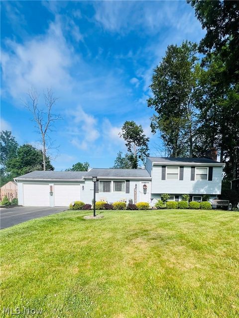Homes For Sale - 2941 Malibu Drive<br/> Warren, OH 44481