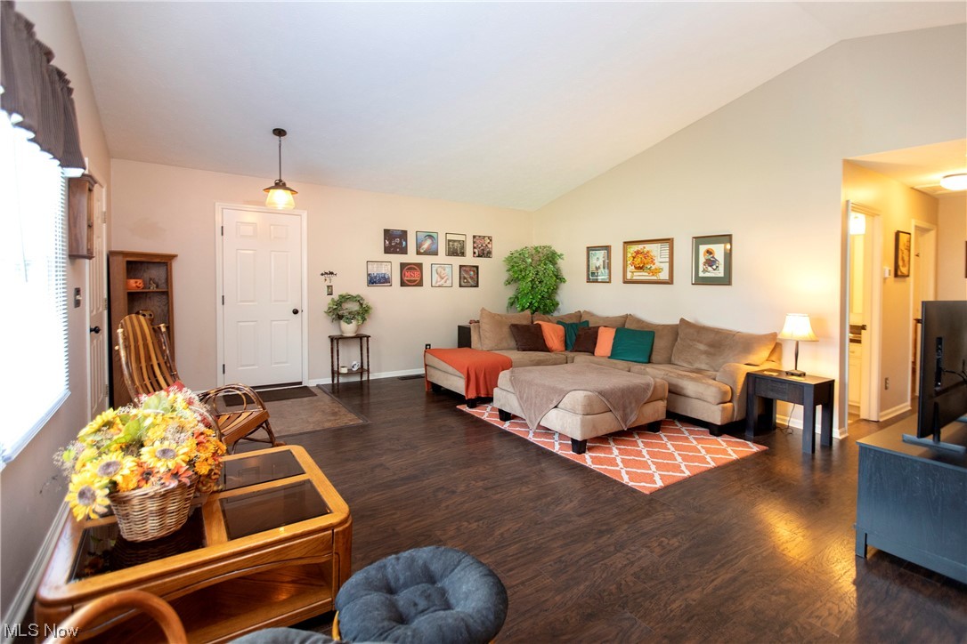 Avon Woods - Residential