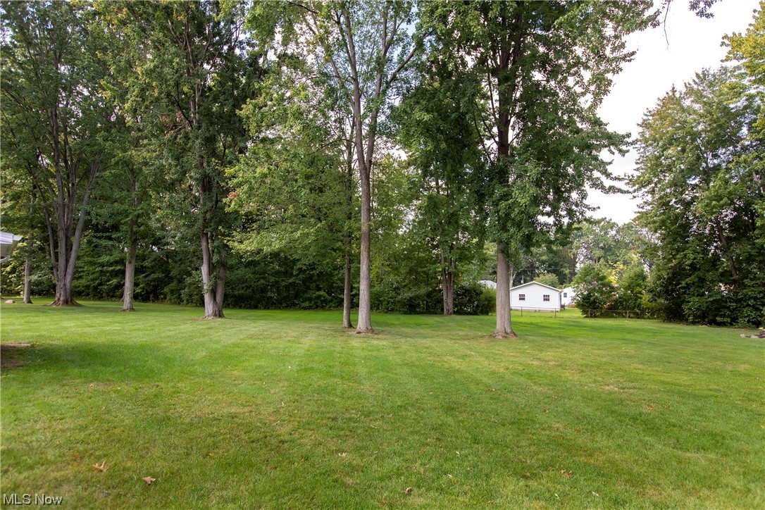 Avon Woods - Residential