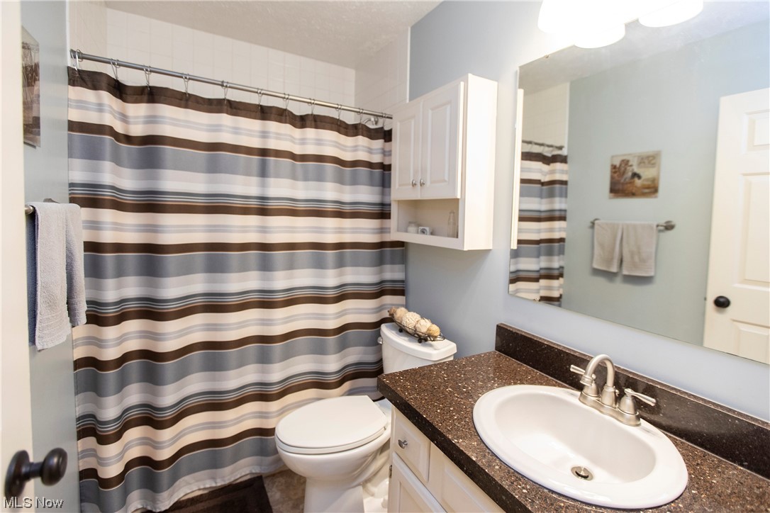 Avon Woods - Residential