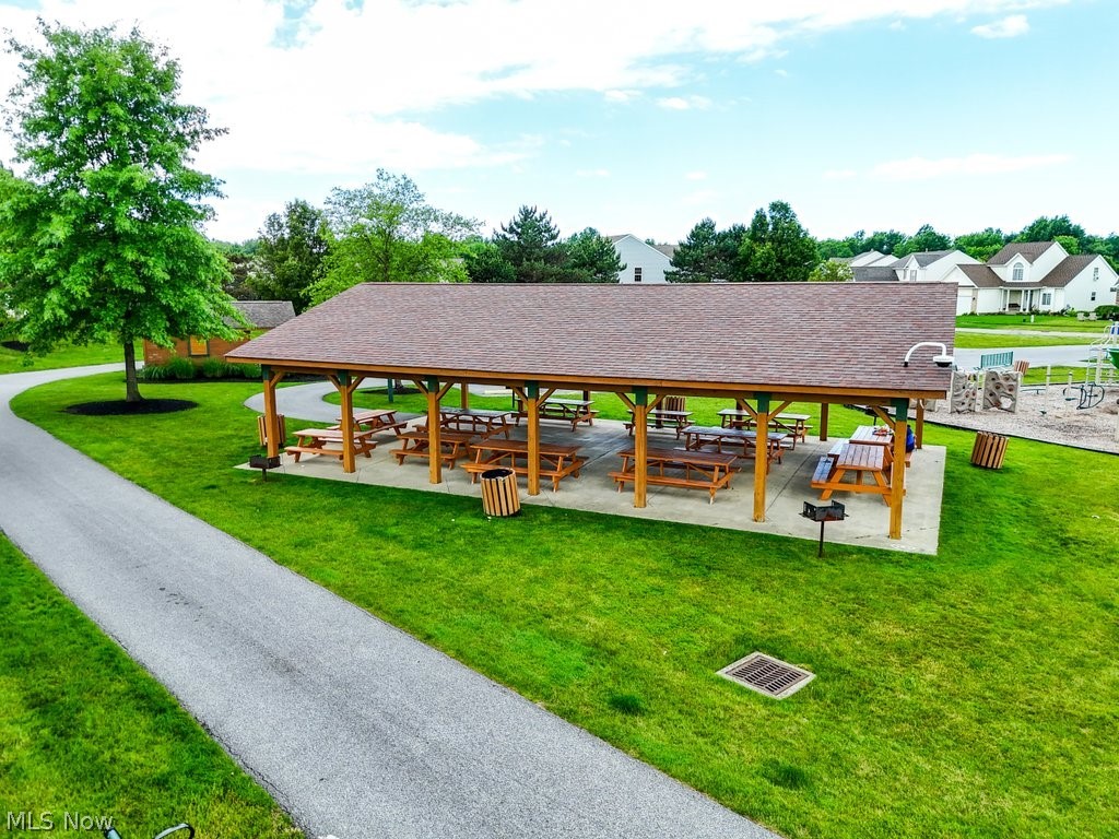 Tradewinds Villas Condo - Residential