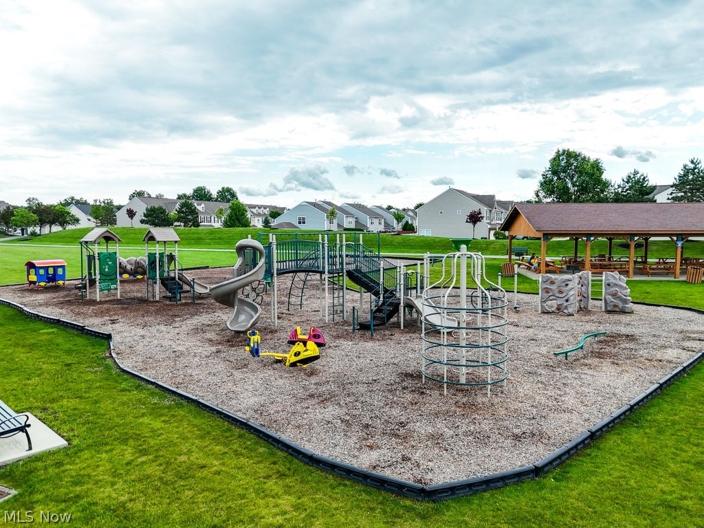 Tradewinds Villas Condo - Residential