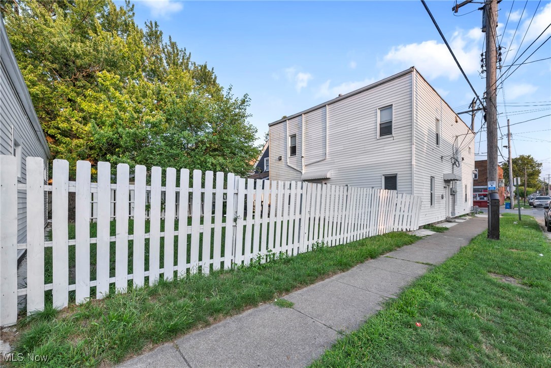 J H Hardys - Residential Income