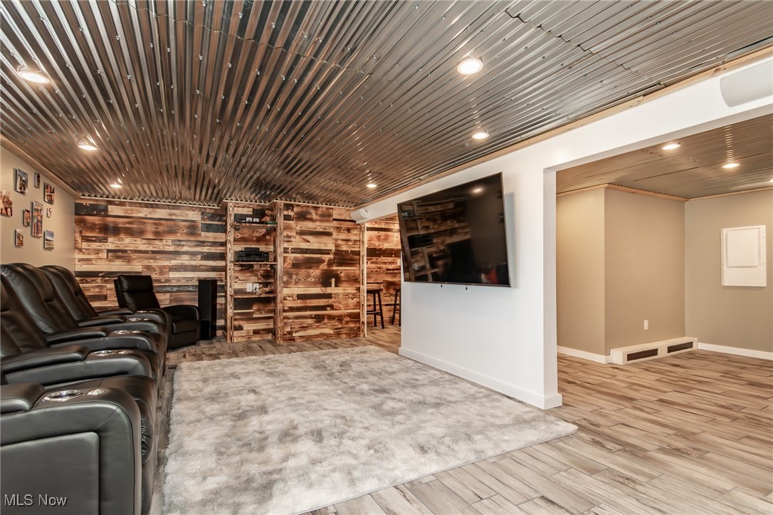 10015 Crestridge Drive, Chardon, Ohio image 36
