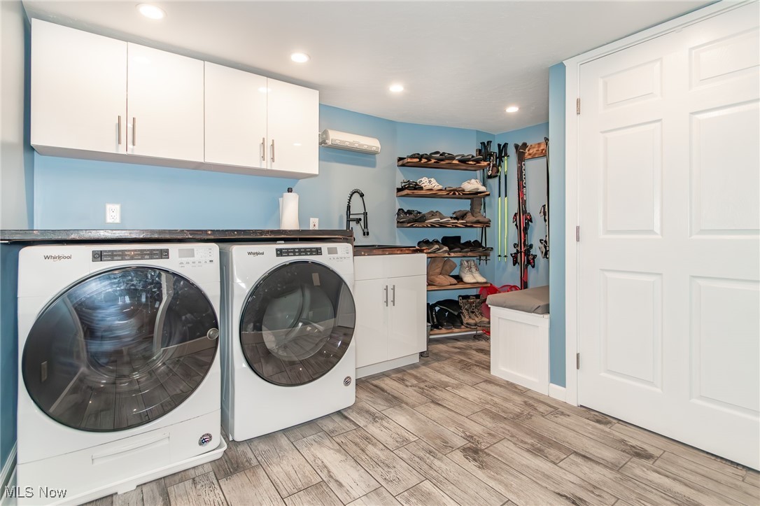 10015 Crestridge Drive, Chardon, Ohio image 32