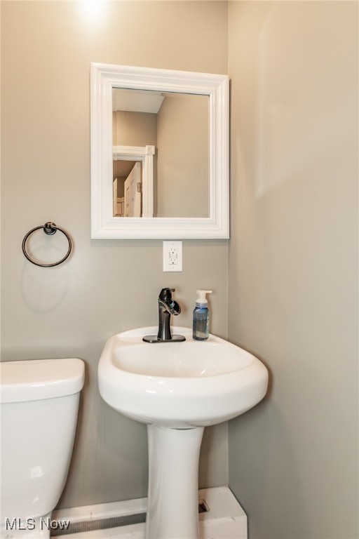 10015 Crestridge Drive, Chardon, Ohio image 39