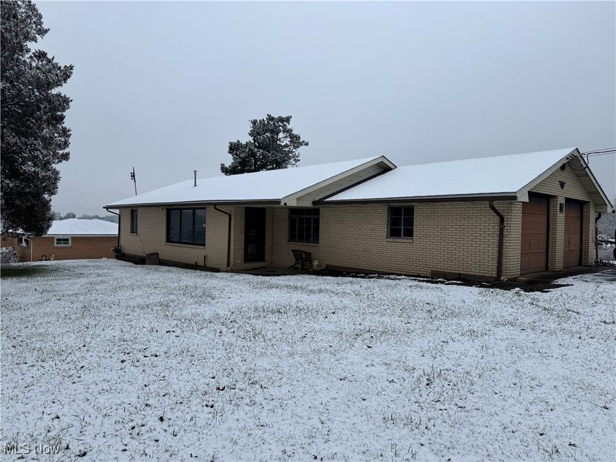 2 bedroom, 1 bath ranch right off Washington Pike in Wellsburg.