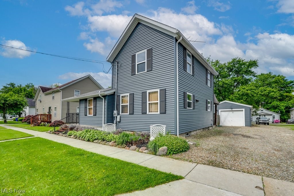 147 Vine Street