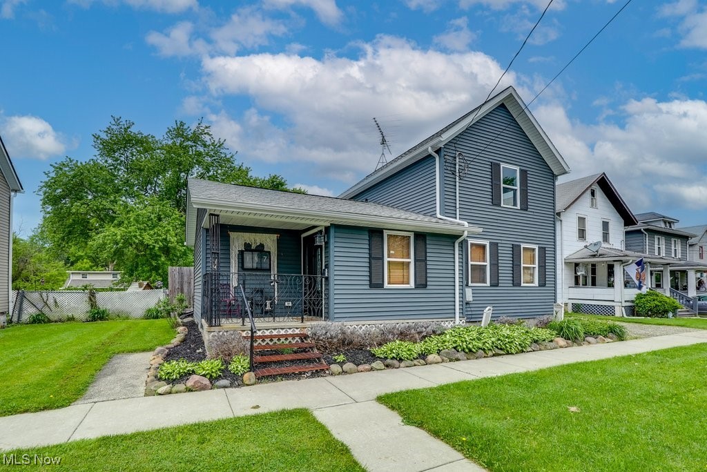147 Vine Street, Ravenna, Ohio image 1