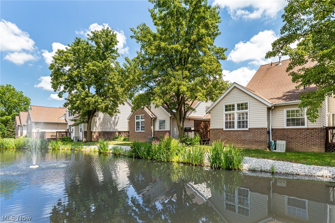 Bradley Woods Estates Twnhse Condo - Residential