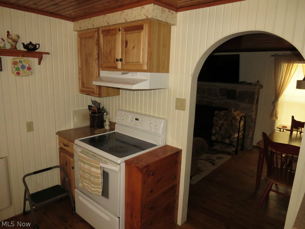 Mary Hensel - Residential