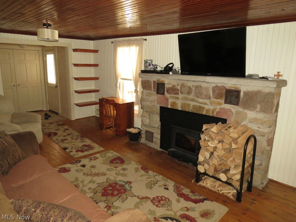 Mary Hensel - Residential