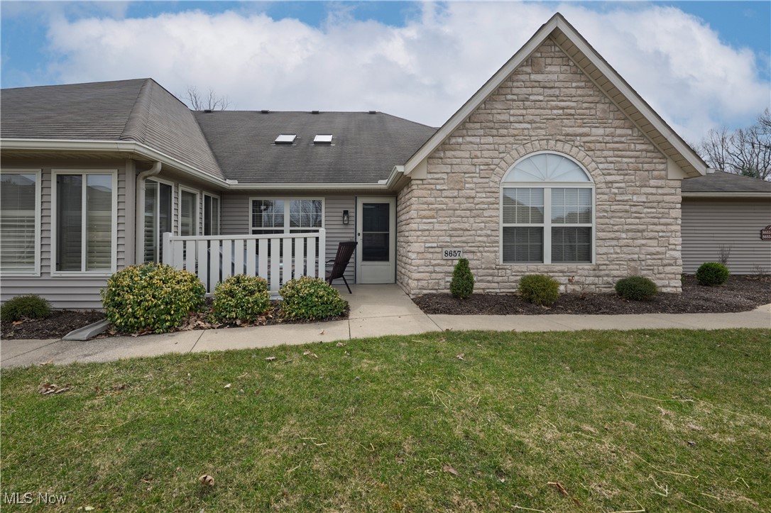 8657 Dublin Ridge Circle, Massillon, Ohio image 5