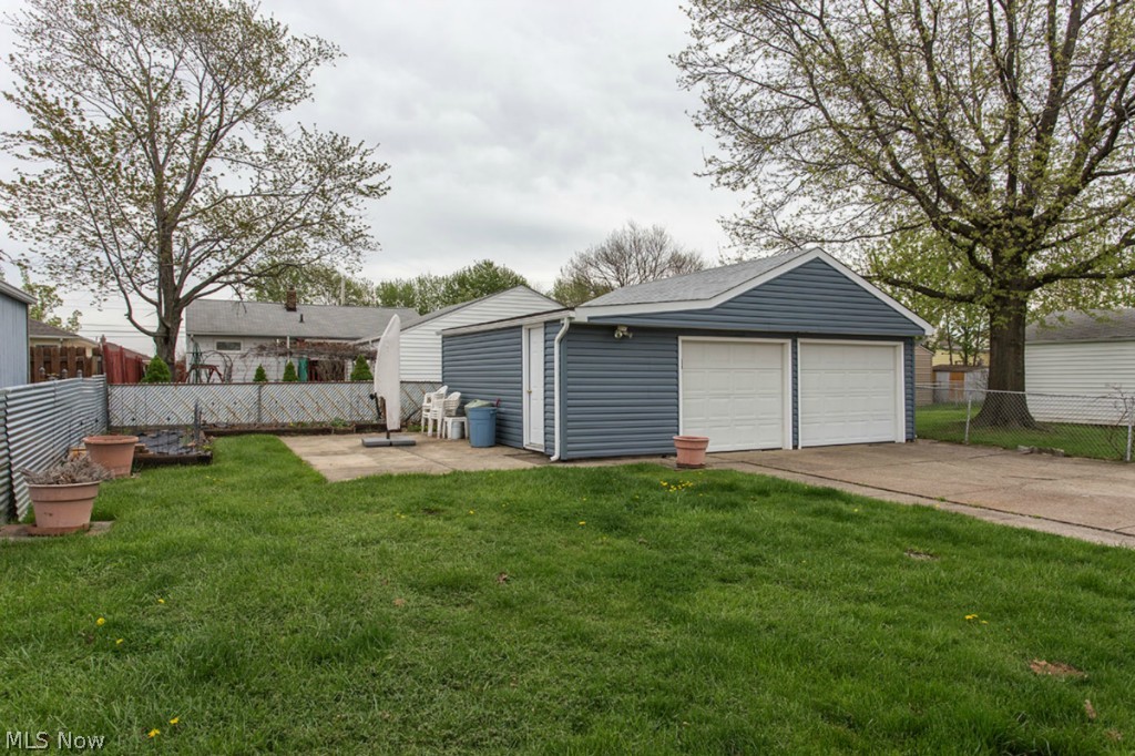 Carl Milstein 01 - Residential