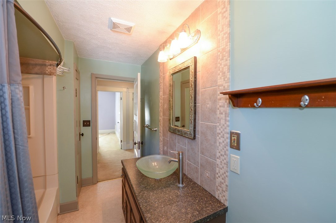 Miller & Howes - Residential