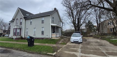 Tiny photo for 7202 Harvard Avenue, Cleveland, OH 44105 (MLS # 5203359)