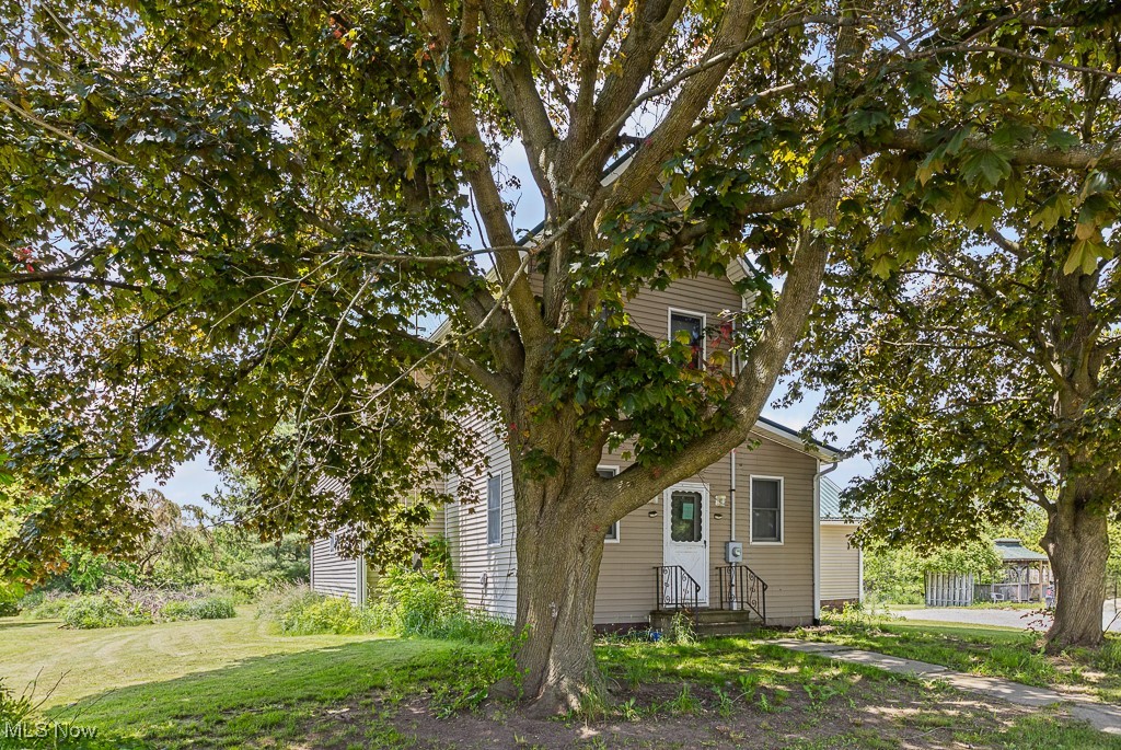 5869 Beechwood Avenue, Alliance, Ohio image 34