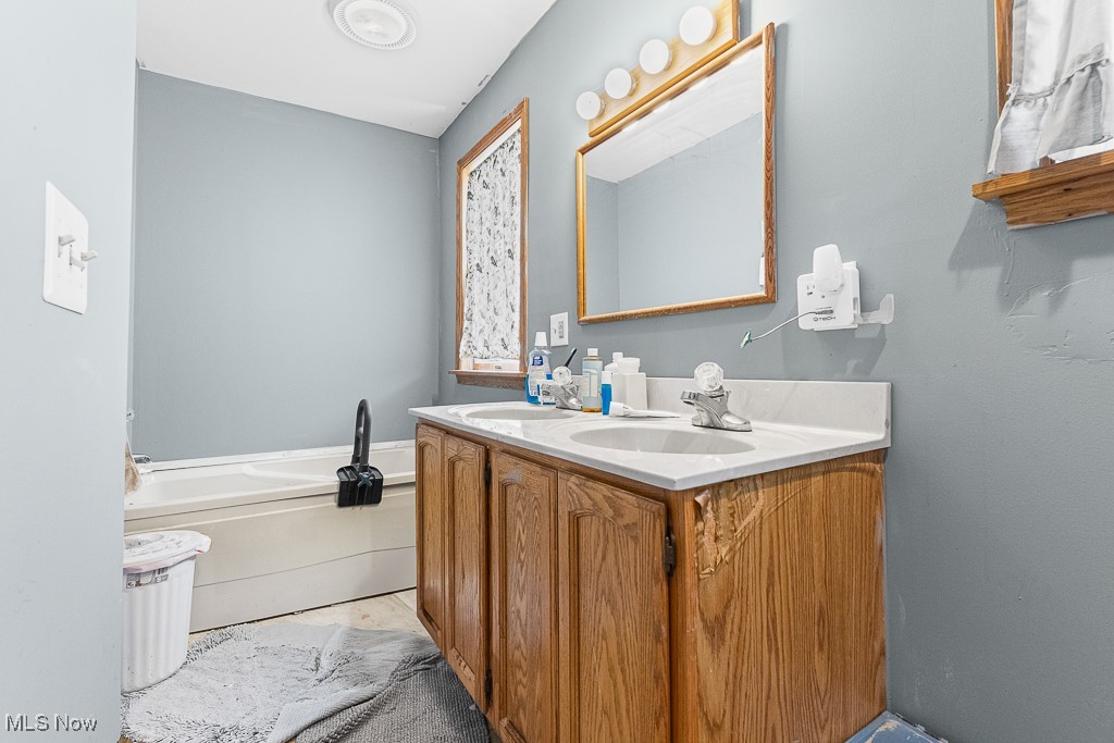 5869 Beechwood Avenue, Alliance, Ohio image 23