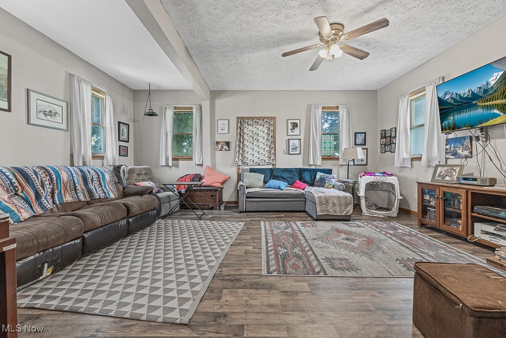5869 Beechwood Avenue, Alliance, Ohio image 8