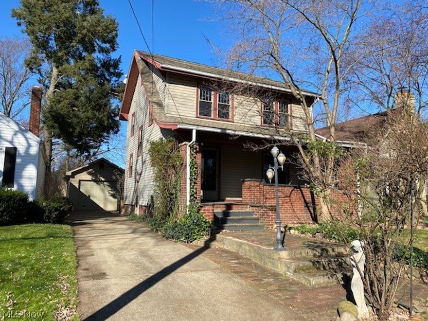 Charming and nicely updated home with beautiful hardwood flooring throughout, brand new hi-efficiency furnace, central air, kitchen appliances, new windows 2019, roof 2010, hotwater heater 2018, freshly painted walls, updated bathroom, fenced in private backyard with 2 patios, 2 car tandem heated garage with insulation added. So conveniently located, close to shopping, Rt. 62 and I77. See it today!