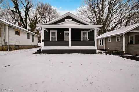 Homes For Sale - 1228 Arnold Avenue<br/> Akron, OH 44305