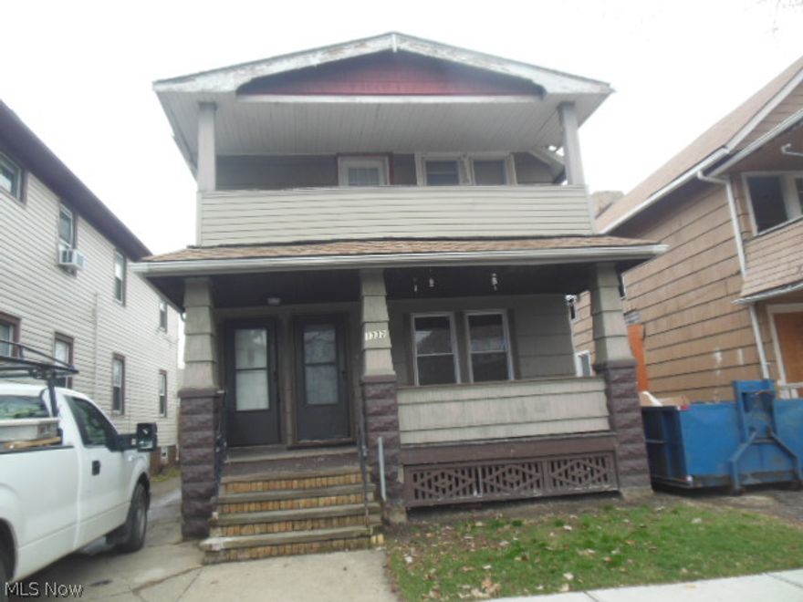 LONG TERM TENANT ONLY HAVE PIC'S OF DOWN UNIT