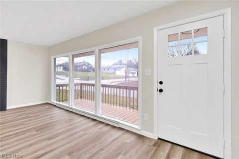 Tiny photo for 1338 Oak Avenue, Barberton, OH 44203 (MLS # 5187957)