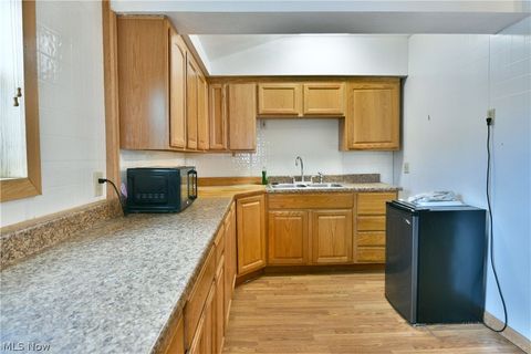 Tiny photo for 4995 Parkman Road NW, Warren, OH 44481 (MLS # 5204117)