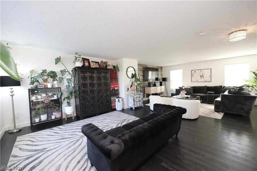 Photo of 7786 Chesterfield Drive, Chippewa Lake, OH 44215 (MLS # 5204339)