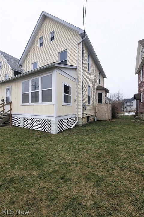 Tiny photo for 906 Harrison Avenue SW, Canton, OH 44706 (MLS # 5187496)