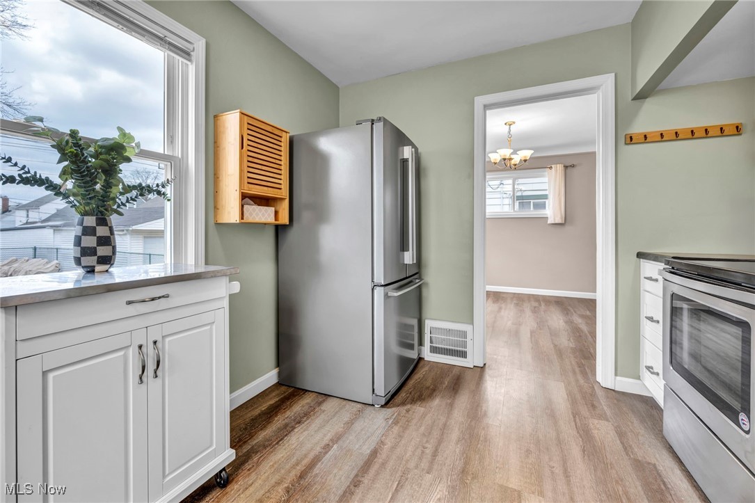 3260 W 142nd Street, Cleveland, Ohio image 13