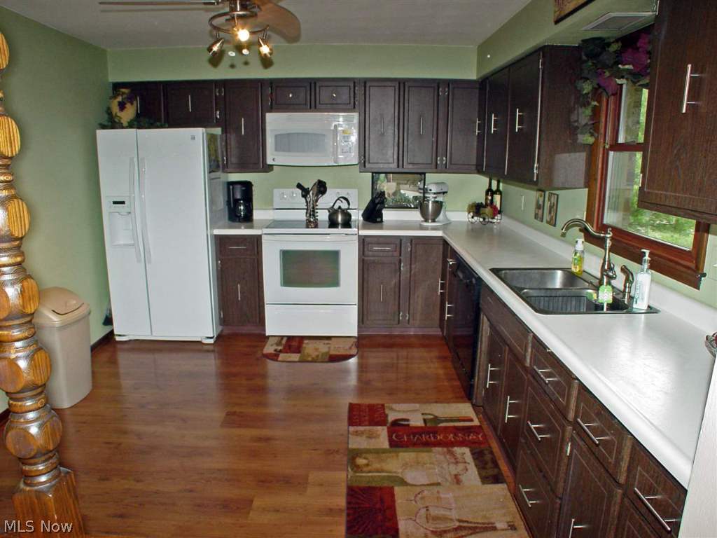 Country Club Estates - Residential
