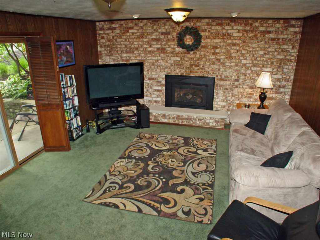 Country Club Estates - Residential