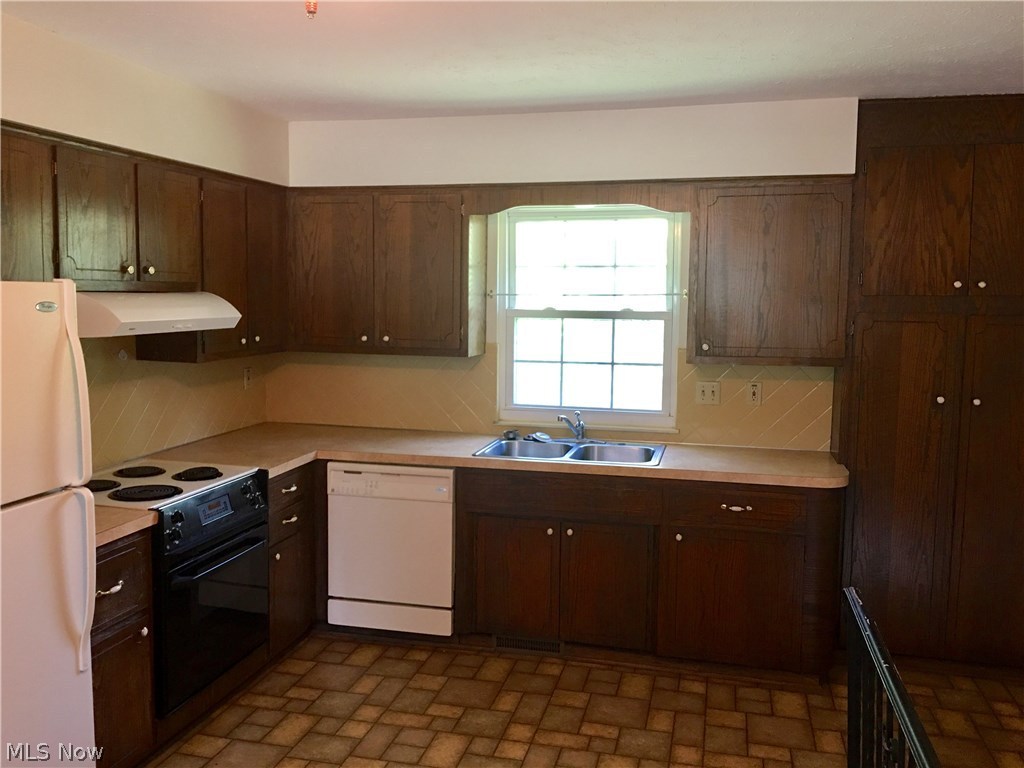 Dar El Estates - Residential Income