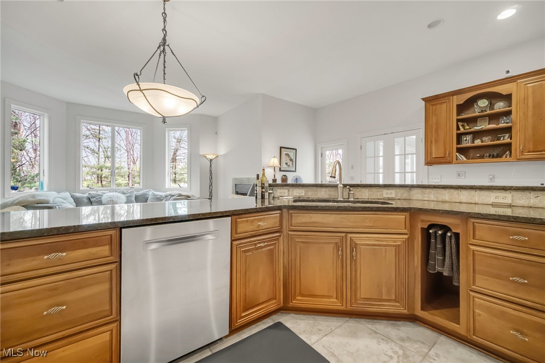 3025 Halle Drive, Medina, Ohio image 15