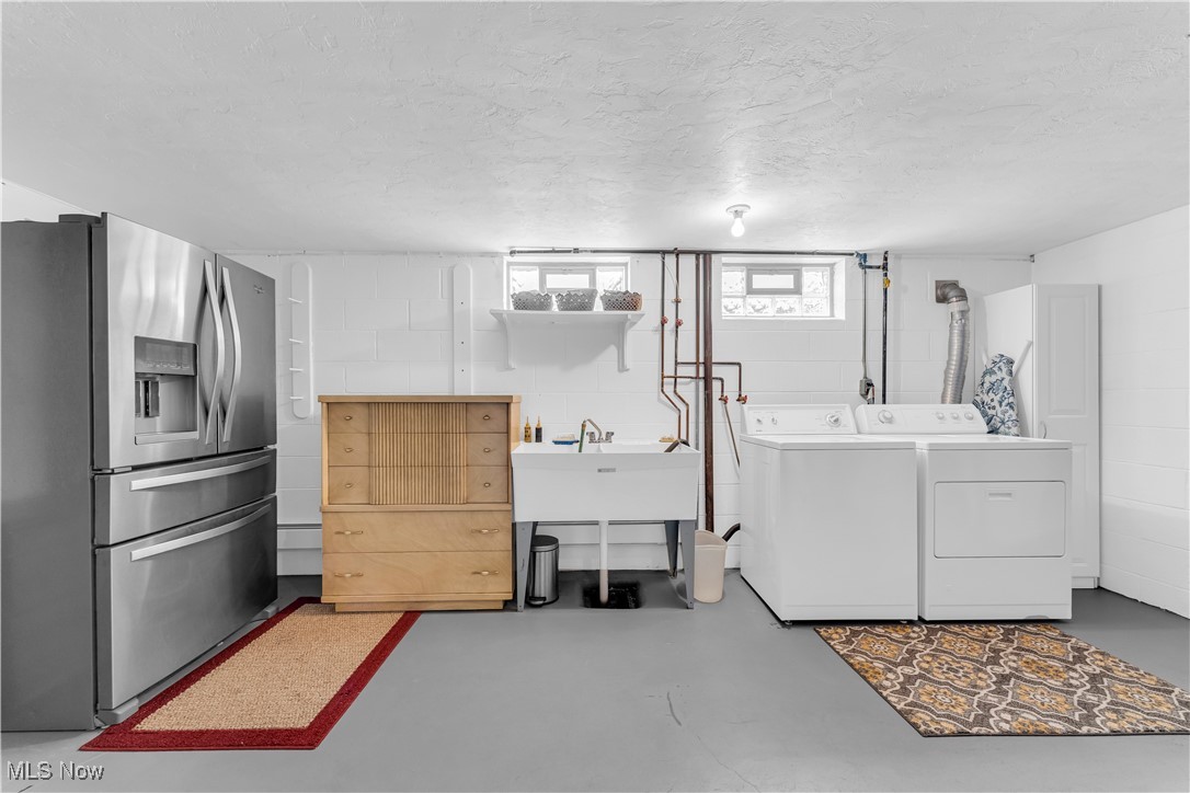 4617 Bruening Drive, Parma, Ohio image 41