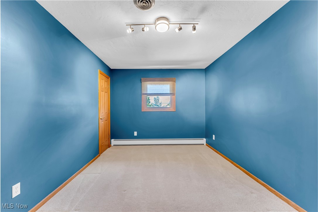 4617 Bruening Drive, Parma, Ohio image 34