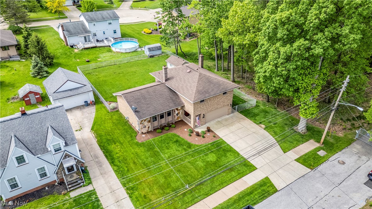 4617 Bruening Drive, Parma, Ohio image 4
