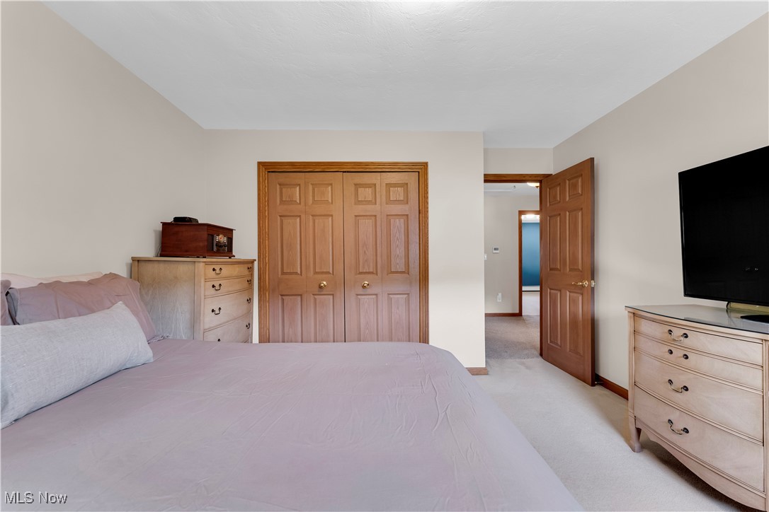 4617 Bruening Drive, Parma, Ohio image 31