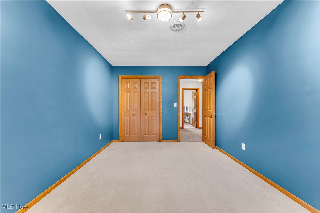 4617 Bruening Drive, Parma, Ohio image 35