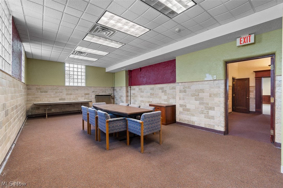 Barberton - Commercial Sale