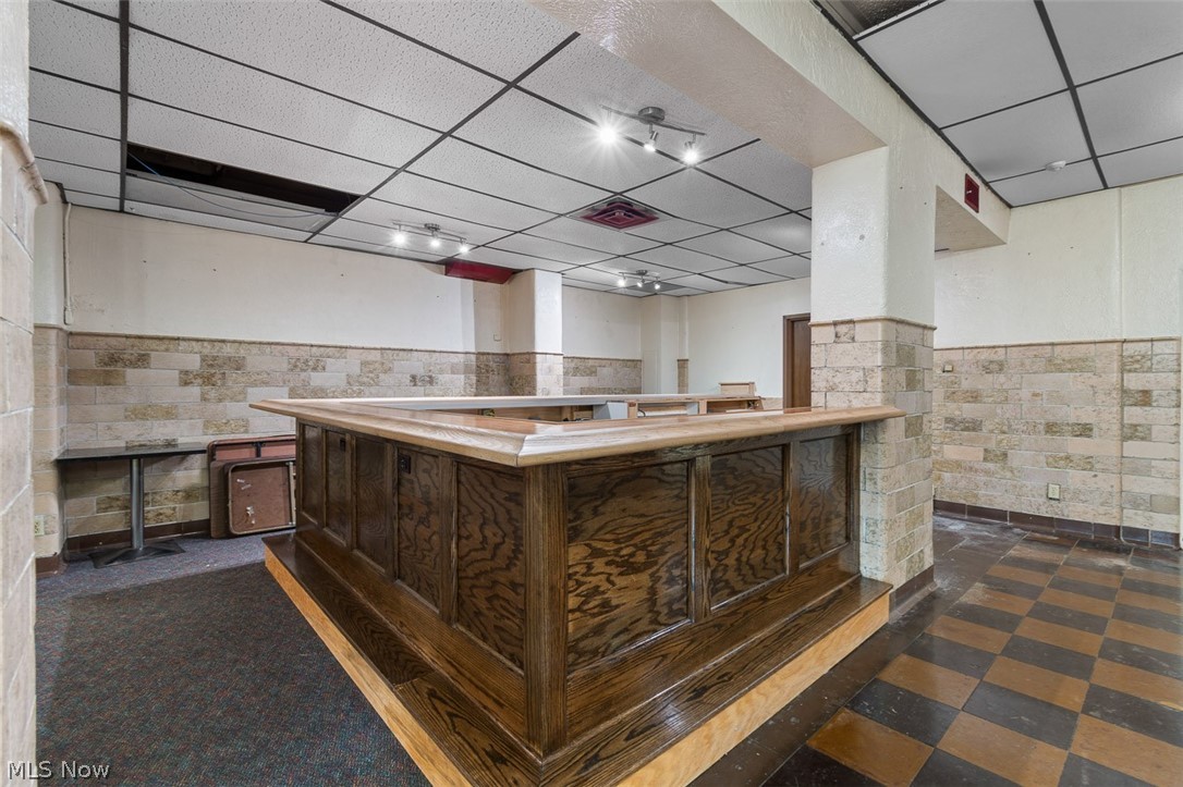 Barberton - Commercial Sale