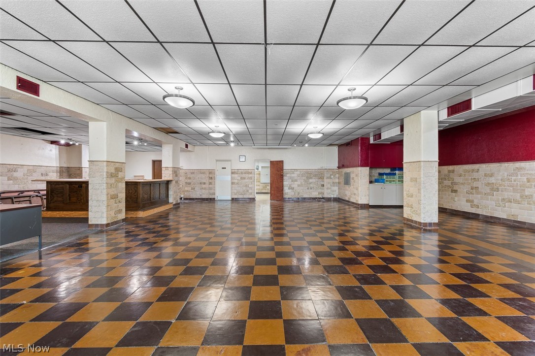 Barberton - Commercial Sale
