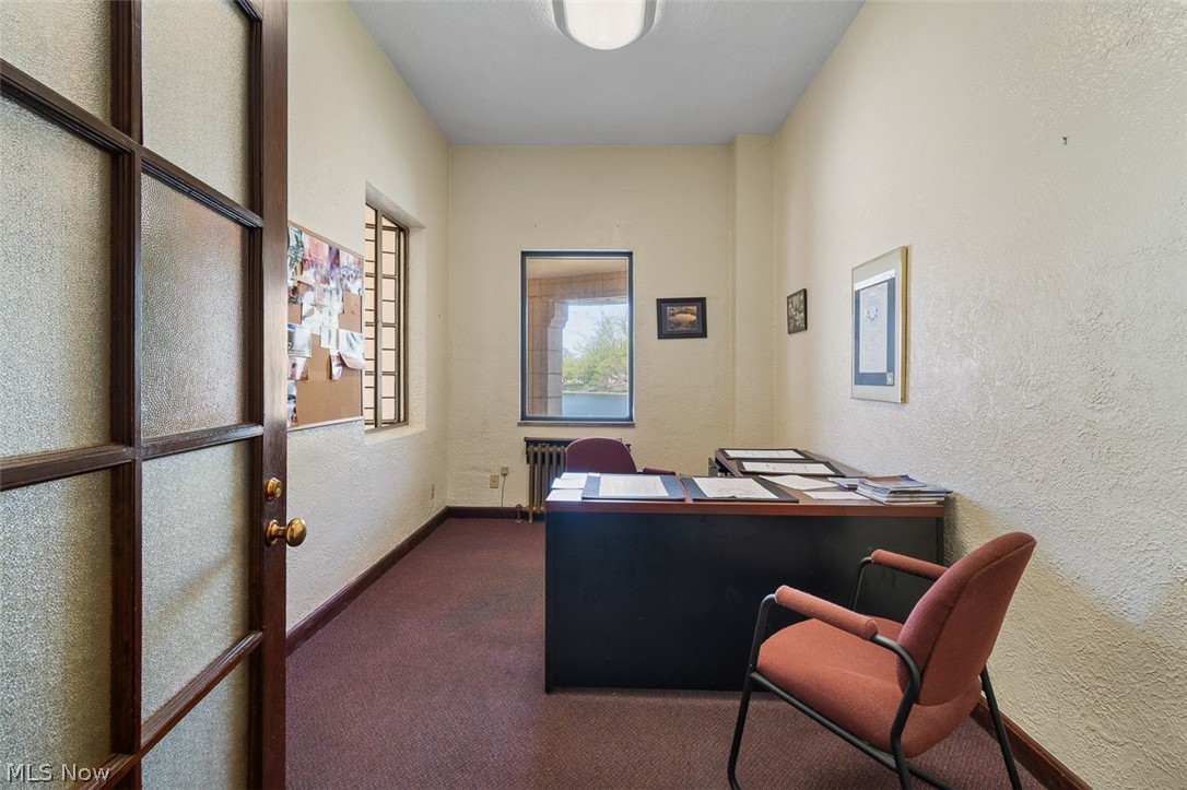 Barberton - Commercial Sale