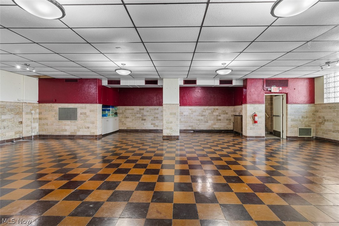 Barberton - Commercial Sale