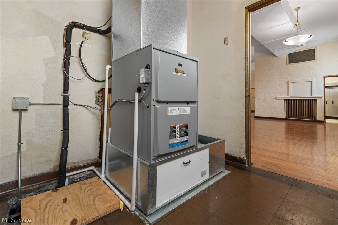 Barberton - Commercial Sale
