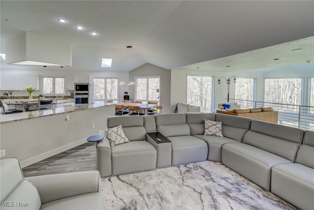 17555 Haskins Road, Chagrin Falls, Ohio image 14