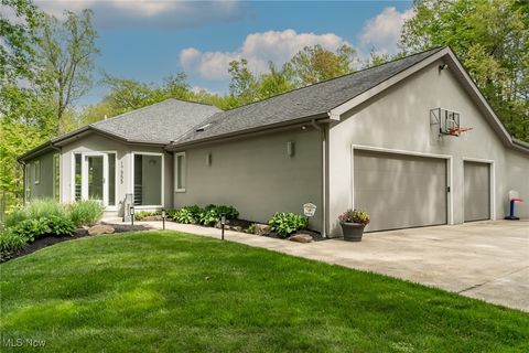 17555 Haskins Road, Chagrin Falls, OH 44023 - MLS#: 5113469