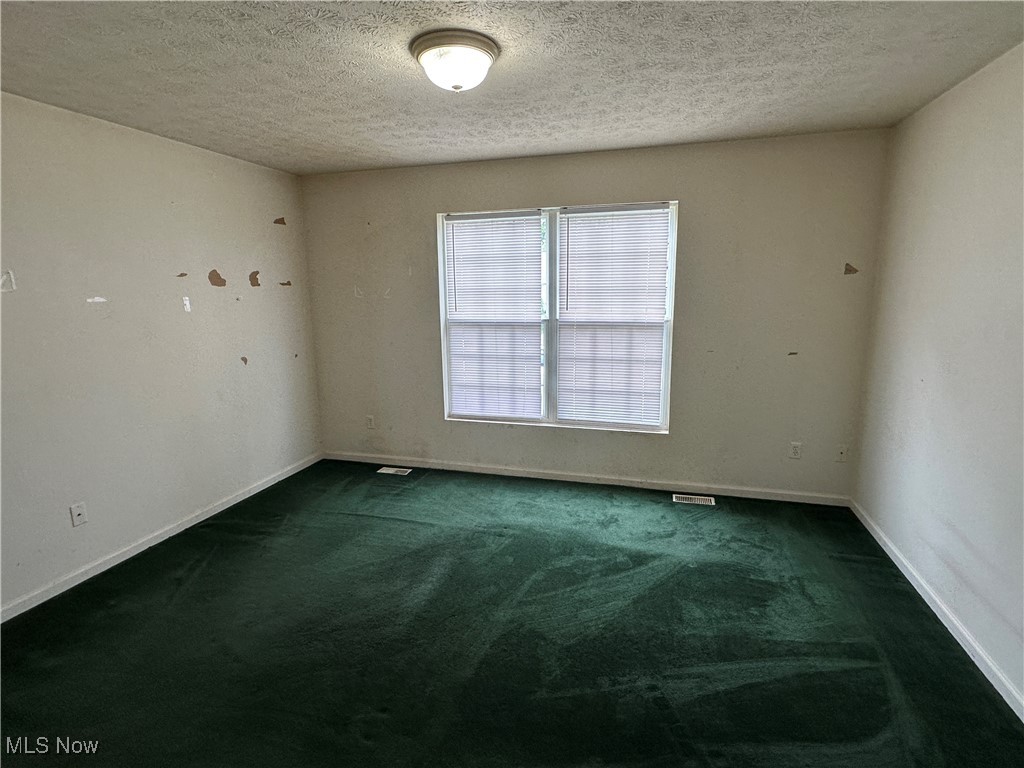 Cleveland, Ohio 44110, United States, 2 Bedrooms Bedrooms, ,2 BathroomsBathrooms,Residential,Active,156540